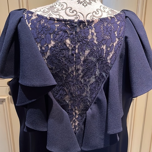 EUC-Eliza J dress Ruffle Sheath Dress. Cascading ruffles and lace back - Picture 5 of 10